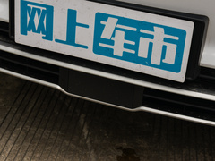 2024款 荣耀版 EV 520km 尊贵型