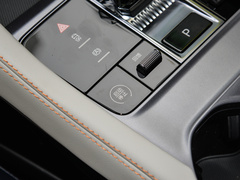 2024款 荣耀版 EV 520km 尊贵型