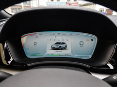 2024款 荣耀版 EV 520km 尊贵型