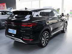 2024款 荣耀版 EV 520km 旗舰型