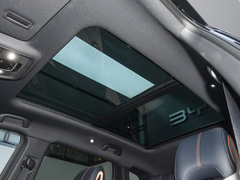 2024款 荣耀版 EV 520km 旗舰型