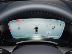 2024款 荣耀版 EV 520km 旗舰型