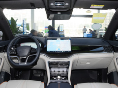 2024款 荣耀版 EV 520km 旗舰型