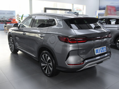 2024款 荣耀版 EV 520km 旗舰型