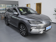 2024款 荣耀版 EV 520km 旗舰型