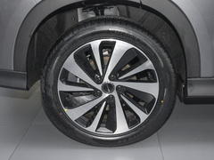 2024款 荣耀版 EV 520km 旗舰型