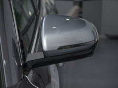 2024款 荣耀版 EV 520km 旗舰型