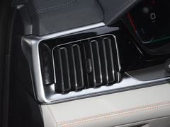 2024款 荣耀版 EV 520km 旗舰型