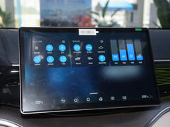 2024款 荣耀版 EV 520km 旗舰型