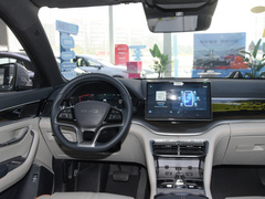 2024款 荣耀版 EV 520km 旗舰型