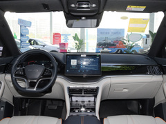 2024款 荣耀版 EV 520km 旗舰型