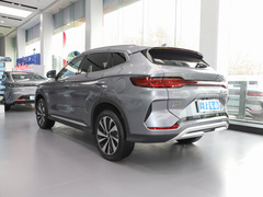 2024款 荣耀版 EV 520km 旗舰型