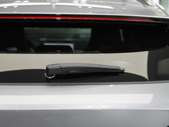 2024款 荣耀版 EV 520km 旗舰型