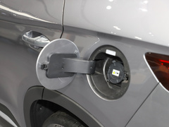 2024款 荣耀版 EV 520km 旗舰型