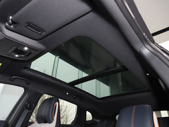 2024款 荣耀版 EV 520km 旗舰型