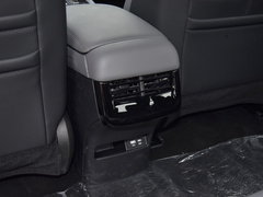 2024款 荣耀版 DM-i 1.5L 121km 精英型
