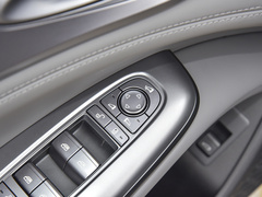 2024款 荣耀版 DM-i 1.5L 121km 精英型
