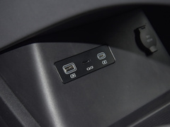 2024款 荣耀版 DM-i 1.5L 121km 精英型