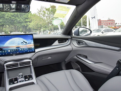 2024款 荣耀版 DM-i 1.5L 121km 精英型