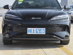 2024款 荣耀版 DM-i 1.5T 121km 旗舰型