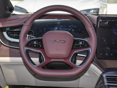 2024款 荣耀版 DM-i 1.5T 121km 旗舰型