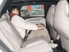 2024款 荣耀版 DM-i 110KM超越型