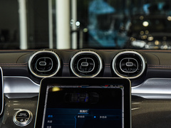 2024款 GLC 260 4MATIC 轿跑SUV