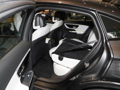 2024款 GLC 260 4MATIC 轿跑SUV