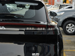 2025款 1.5T 豪华型