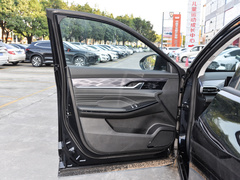 2025款 1.5T 豪华型