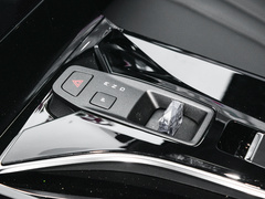 2025款 1.5T 豪华型