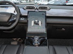 2025款 1.5T 豪华型