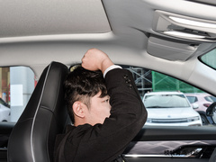 2025款 1.5T 豪华型