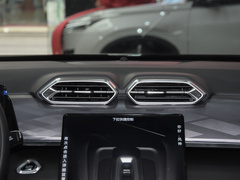 2024款 荣耀版 DH-i 1.5T 豪华型