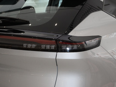 2024款 荣耀版 DH-i 1.5T 豪华型