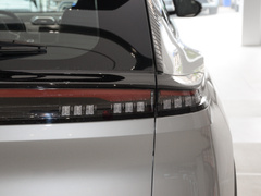 2024款 荣耀版 DH-i 1.5T 豪华型
