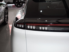 2024款 荣耀版 DH-i 1.5T 豪华型