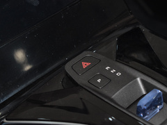 2024款 荣耀版 DH-i 1.5T 豪华型