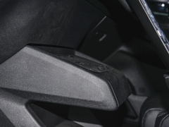 2024款 荣耀版 DH-i 1.5T 尊贵型