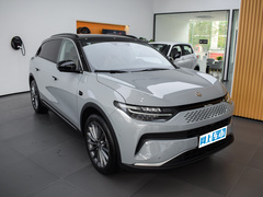 2024款 增程 300尊享版