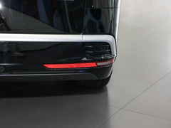 2024款 EV 600 四驱尊贵型