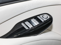 2024款 EV 600 四驱尊贵型