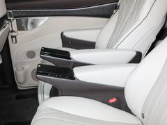 2024款 EV 600 四驱尊贵型