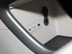 2024款 EV 600 四驱尊贵型