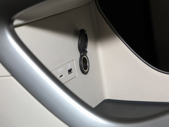 2024款 EV 600 四驱尊贵型