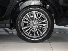 2024款 PLUS 1.5T 幸福推荐自动荣耀版