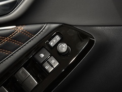 2024款 双擎 2.5L XLE尊贵版