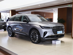 2025款 2.0T 四驱尊睿版