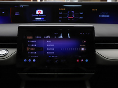 2025款 2.0T 四驱尊睿版