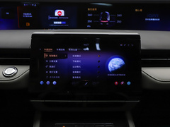 2025款 2.0T 四驱尊睿版